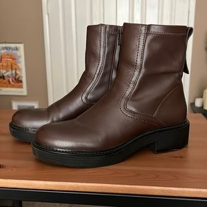 Franco Sarto women’s brown boots size 8
